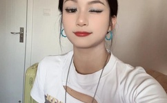 情欲之夜1982在线海雯